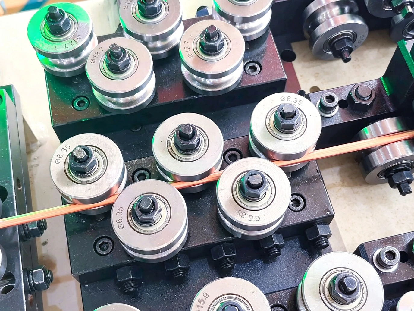 Precision rolling equipment processing metal strip